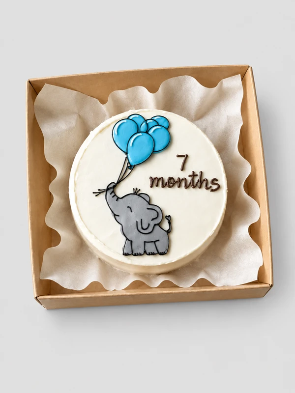 Бенто - торт "1 month" — Бенто-торт с дизайном как на фото.